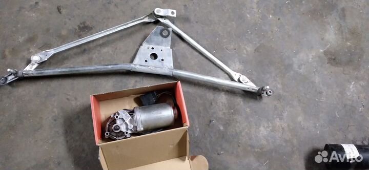 Мотор стеклоочистителя, трапеция, нива шевроле