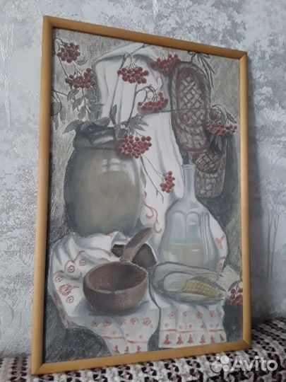 Картина Натюрморт с лаптями в деревянной рамке 42*
