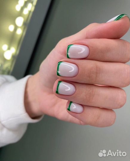 Маникюр френч, моделирование ногтей