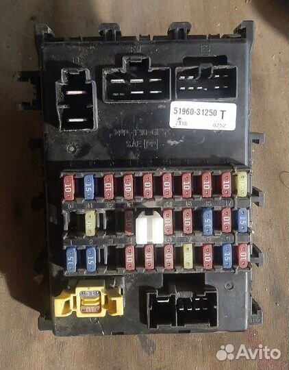 Блок предохранителей для Nissan Almera Classic в10