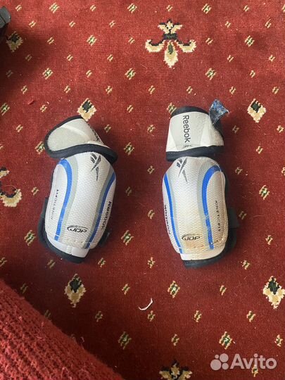 Нагрудник хоккейный