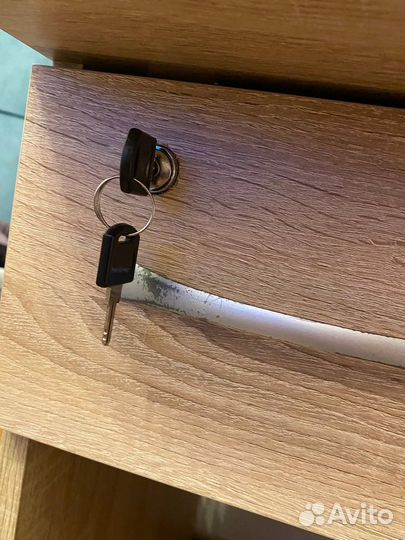 Стол компьютерный / письменный