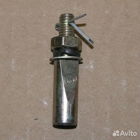 Клин рулевого кардана L62 М8 в сборе