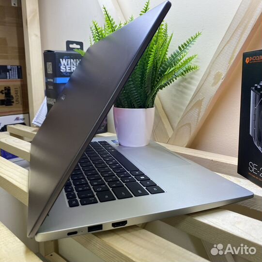 Мощный Ультрабук honor Ryzen5/SSD512