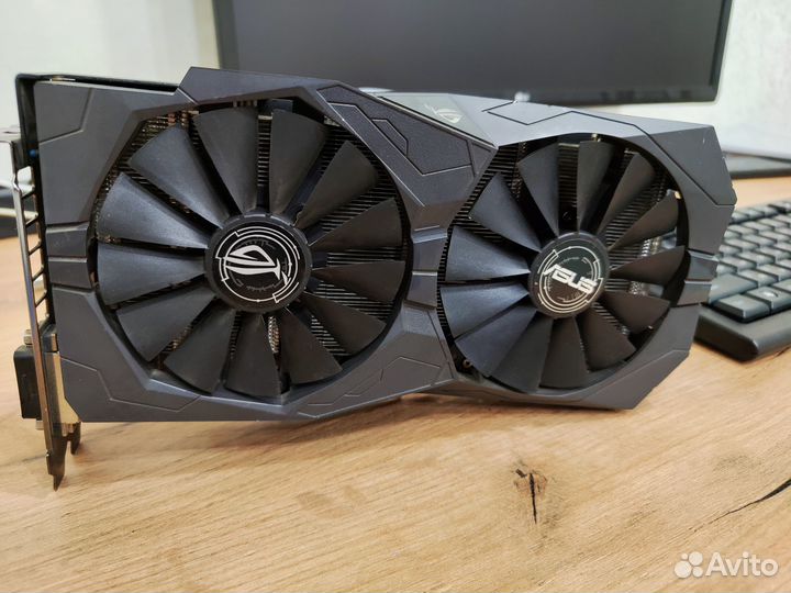 Видеокарта Asus RX570 strix