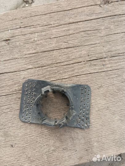 Дежатель парктроника бампера Mercedes-Benz C-Class