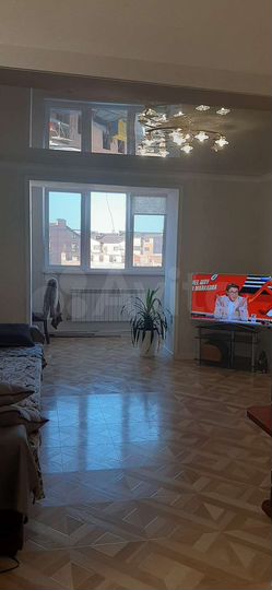 2-к. квартира, 65 м², 5/5 эт.