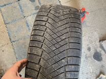 Pirelli Ice Zero FR 255/45 R20