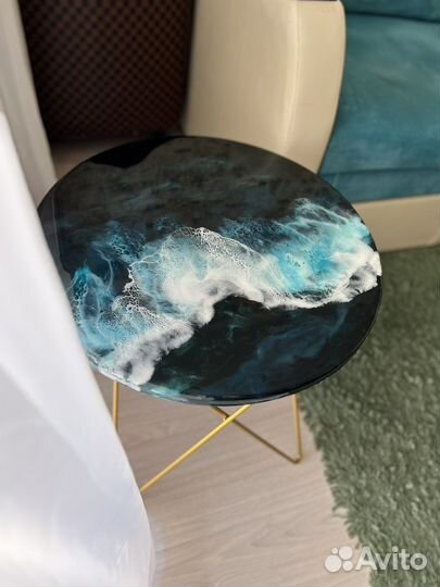 Журнальный столик из эпоксидной смолы