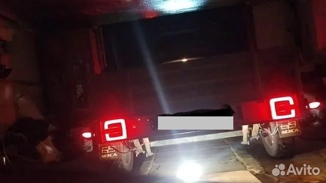 Фонари К-кт 2шт Универсал Бегущий поворотник 24в