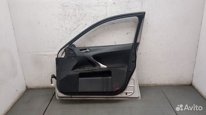 Дверь правая передняя Lexus IS