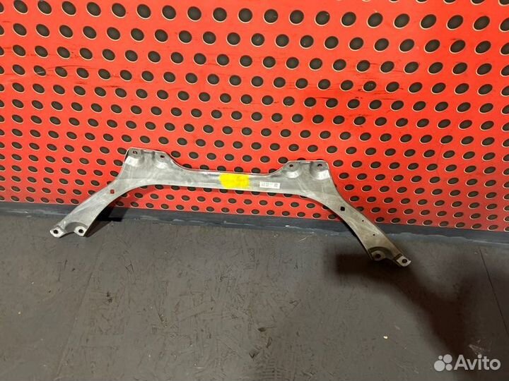 Распорка стоек Bmw 5 G30 2020