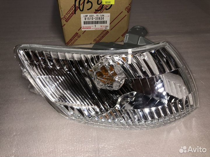 Указатель поворота правый toyota corona 8151020830