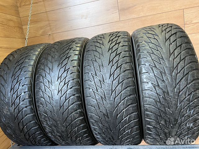 Nokian Tyres Hakkapeliitta R2 215/55 R16