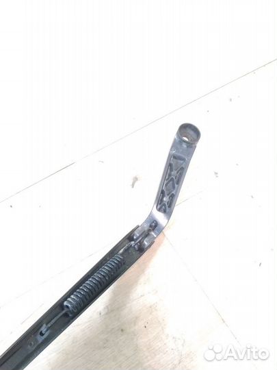 Поводок стеклоочистителя передний правый Toyota