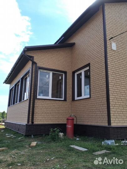 Фасадные панели Ю-Пласт Стоун Хаус Кирпич