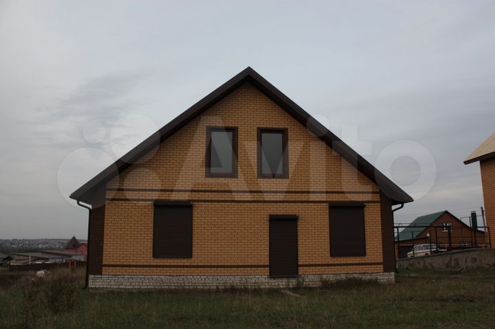 Дом 174 м² на участке 15 сот.