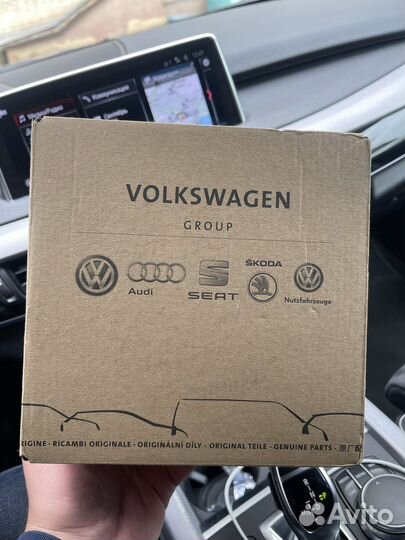 Воздушный фильтр 8W0133843C