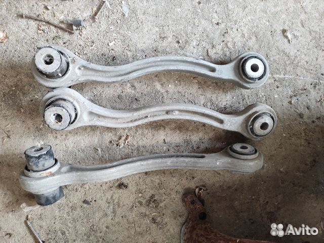 Рычаги задние нижние Mercedes W212 W204