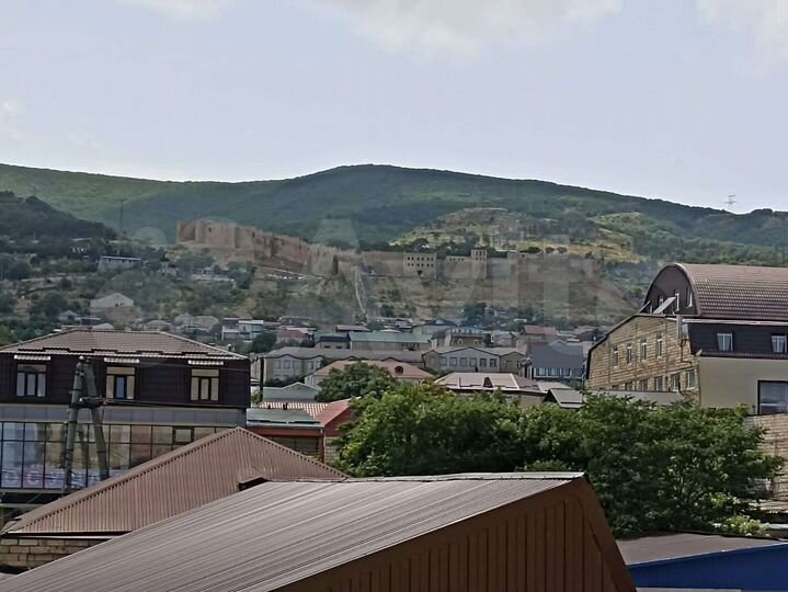 2-к. квартира, 107 м², 2/9 эт.