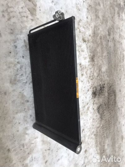 Радиатор кондиционера бмв е60