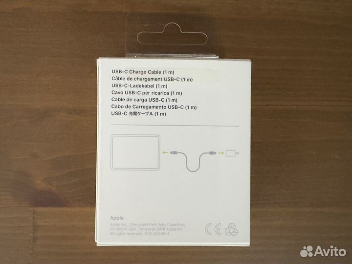 Кабель Apple USB Type-C, 1м, белый (MUF72ZM/A)