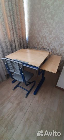 Стол для школьника