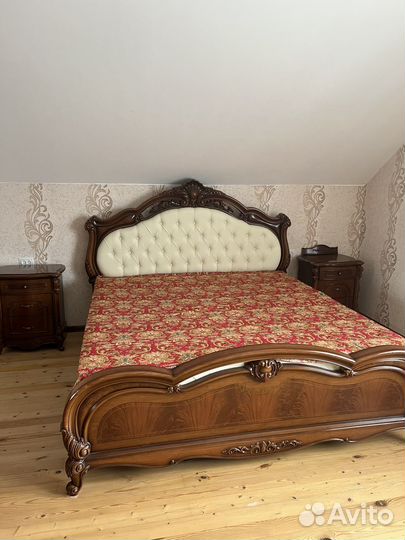 Спальный гарнитур бу