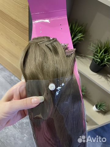 Волосы на заколках