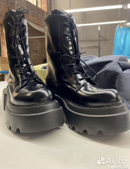 Ботинки женские 38 Precise