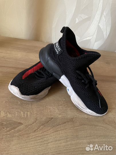 Мокасины, одежда