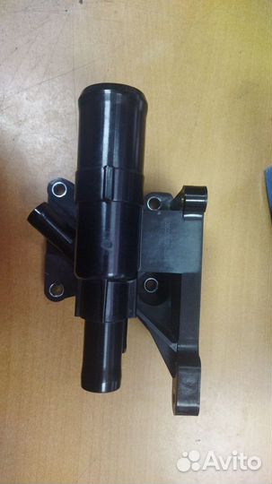 Корпус термостата Ford Focus II 1.8/2.0