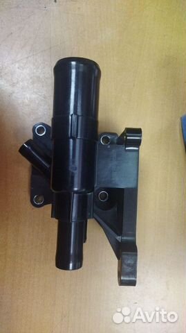 Корпус термостата Ford Focus II 1.8/2.0