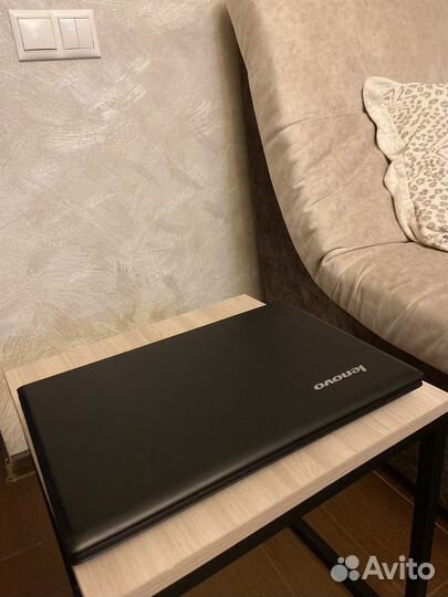 Ноутбук lenovo