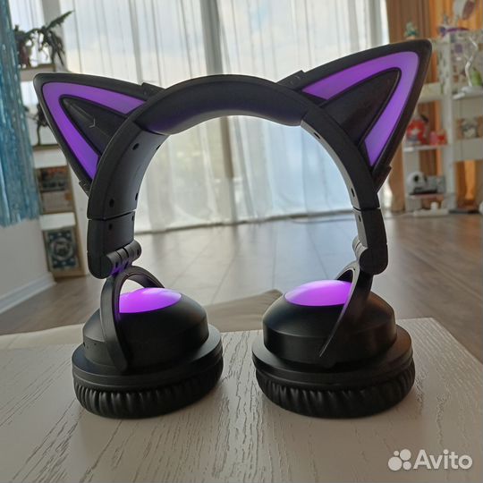 Наушники с подсветкой ушки