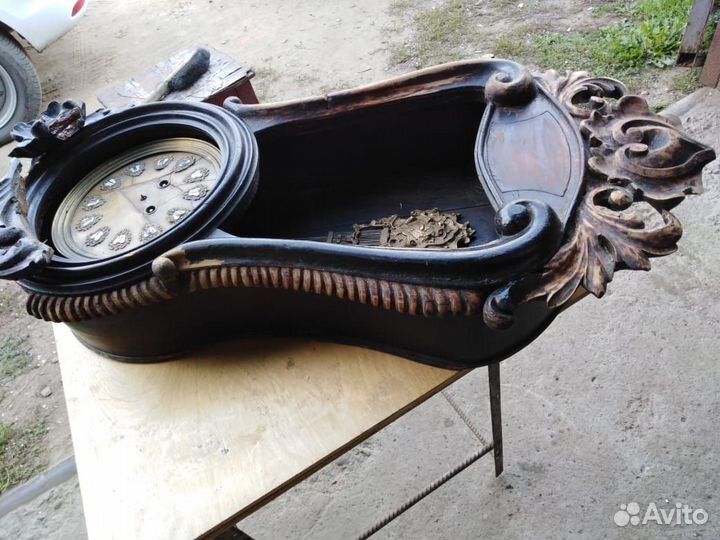 Настенные часы. Старинные. Антикварные