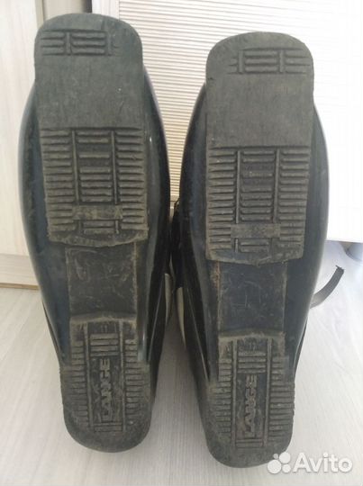 Горнолыжные ботинки 28