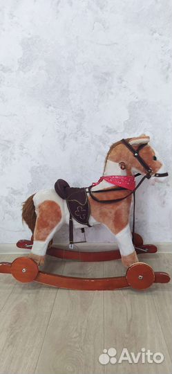 Лошадь качалка