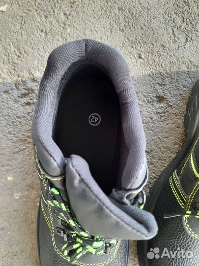 Ботинки мужские новые 42