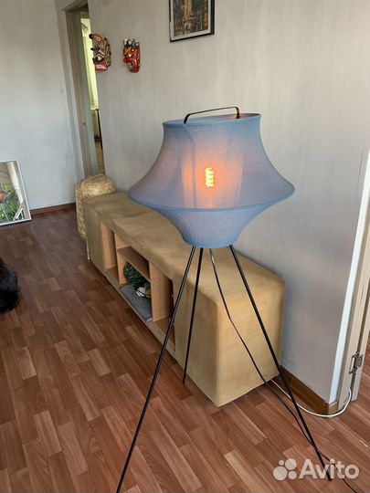 Напольная лампа IKEA fyxnäs с LED лампочкой