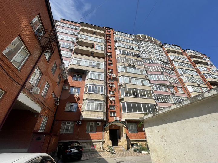 3-к. квартира, 97 м², 9/10 эт.