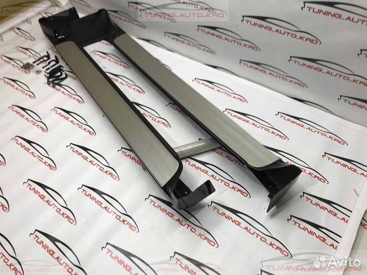 Подножки (пороги) Toyota Land Cruiser 100 Y2939