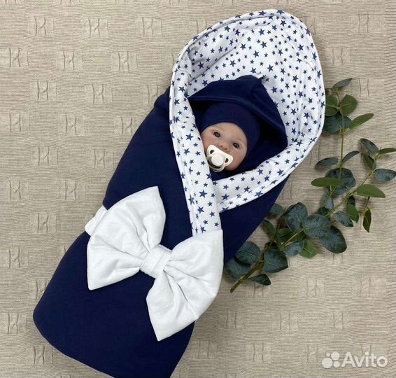 Комплект на выписку для мальчика Дино