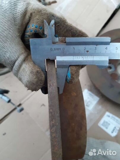 Задние тормозные диски+троса ручника хонда аккорд8