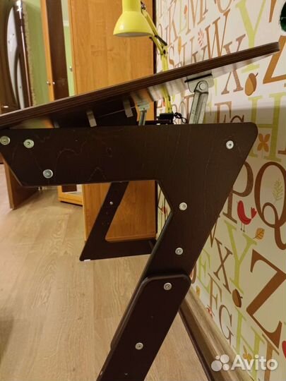 Стол письменный