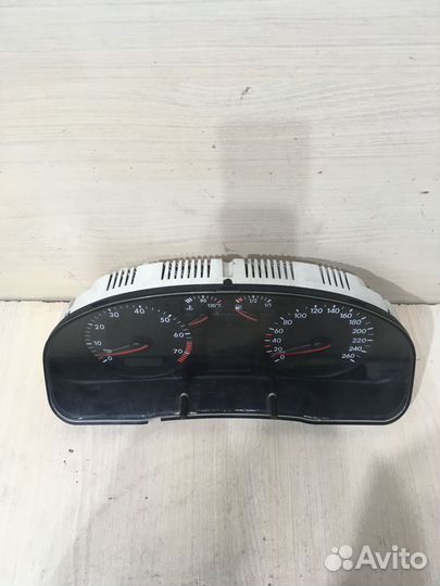 Панель приборов Фольксваген пассат Б5 3B0919861B