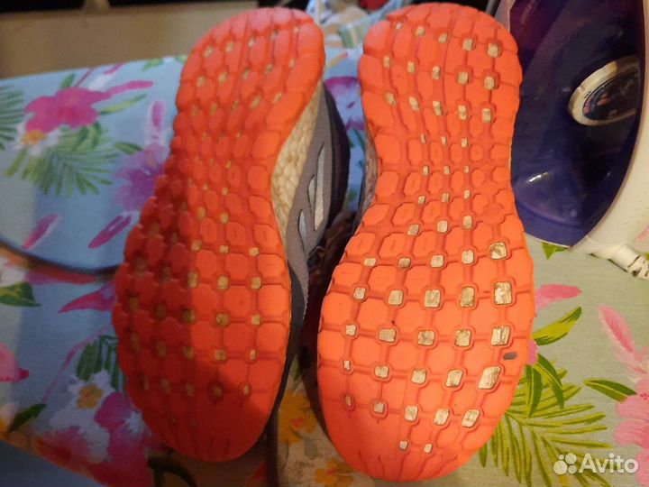 Кроссовки adidas