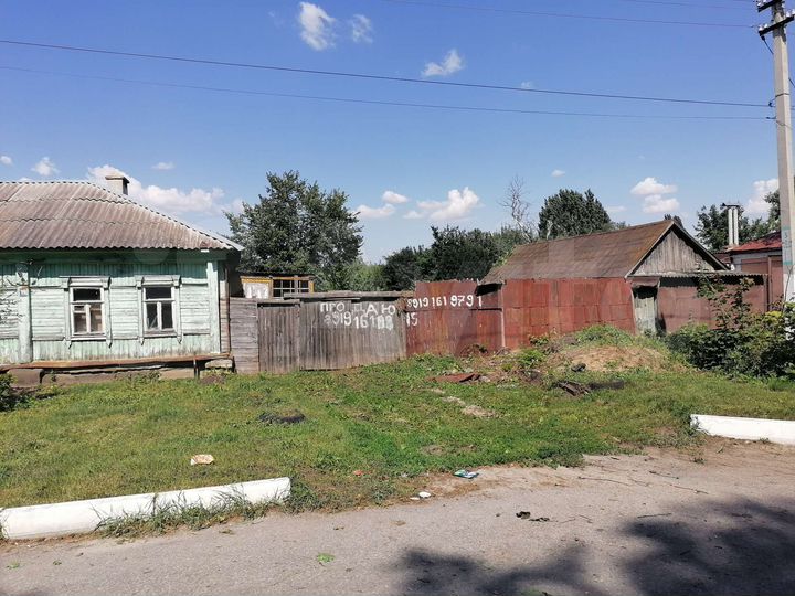 Дом 32 м² на участке 8 сот.