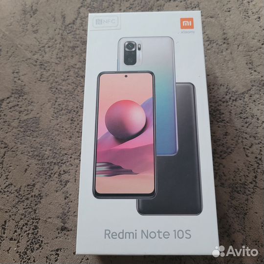 Коробки из под телефонов Xiaomi и honor