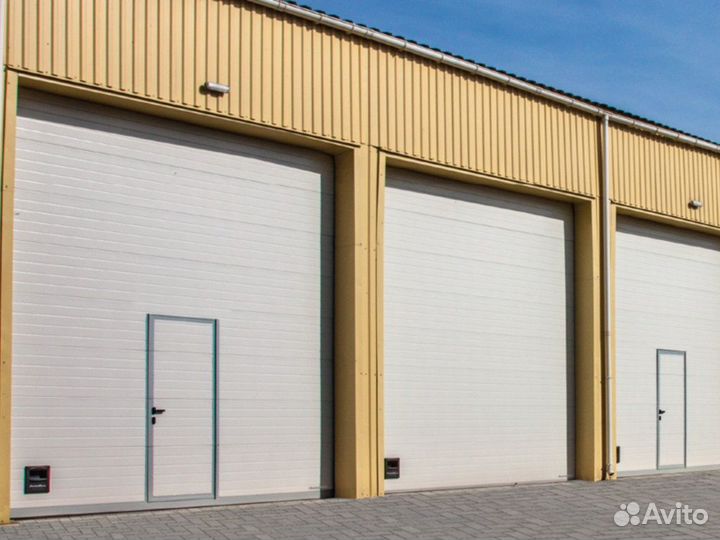 Промышленные секционные ворота Alutech